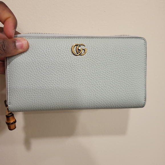 Authentic Gucci Zip around Wallet with Bamboo - Picture 6 of 10